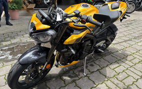 TRIUMPH STREET TRIPLE RS 2023 HDA614