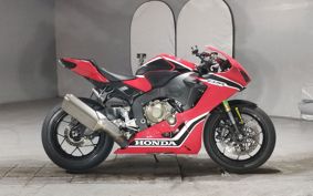 HONDA CBR1000RR 2017 SC77