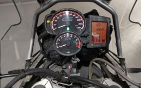 BMW F700GS 2013 0B01