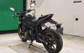 HONDA CB650R E-Clutch 2024 RH17