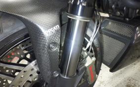 DUCATI DIAVEL AMG 2013