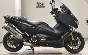 YAMAHA T-MAX 530 DX 2017 SJ15J