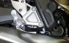 HONDA CB650R E-Clutch 2024 RH17