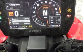 DUCATI STREETFIGHTER V4 S 2024