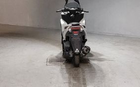 YAMAHA TRICITY 125 SE78