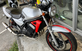 SUZUKI GSX250 ZR250C