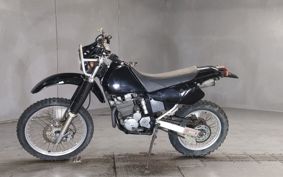 SUZUKI DR250R SJ45A
