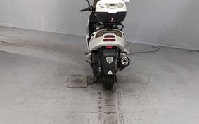 YAMAHA MAJESTY 125 SE27