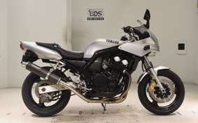 YAMAHA FZ400 1997 4YR
