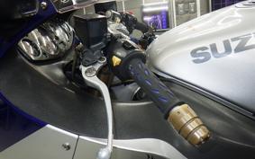 SUZUKI GSX1300R HAYABUSA 2000