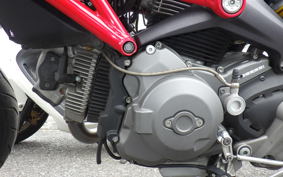DUCATI MONSTER 696 + 2010