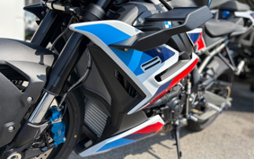 BMW M1000R 2025 0P51