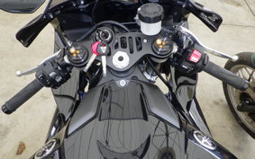 YAMAHA YZF-R1 2024 RN65J