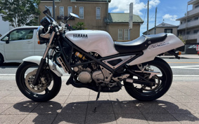 YAMAHA R1-Z 3XC