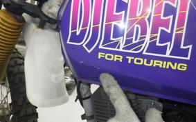 SUZUKI DJEBEL 200 (DR200SE) SH42A