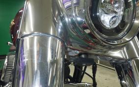 HARLEY FLBS 1870 2023