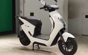 HONDA EM1E: EF16