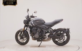 TRIUMPH TRIDENT 660 2022