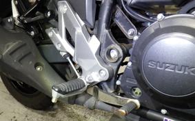 SUZUKI Vｽﾄﾛｰﾑ250