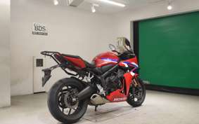 HONDA CBR650R E-Clutch 2024 RH17