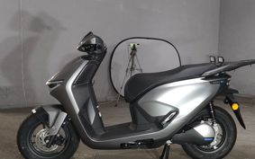 HONDA CUV e EF18