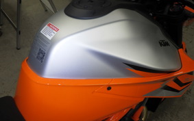 KTM 1290 SUPER DUKE R EVO