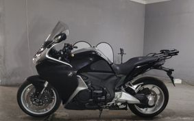 HONDA VFR1200F DCT 2014 SC63