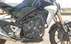 HONDA CB250R MC52