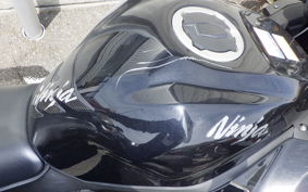 KAWASAKI ZX-25R ZX250E