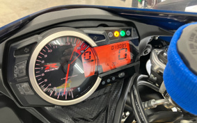SUZUKI GSX-R750 2015 C4111