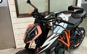 KTM 1290 SUPER DUKE R 2020 V3940