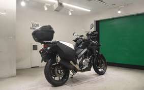 SUZUKI Vｽﾄﾛｰﾑ650A 2019 C733A
