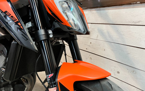 KTM 890 DUKE 2023 TU940