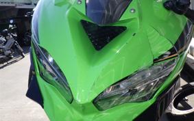 KAWASAKI ZX-25R