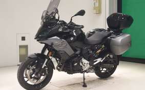 BMW F900XR 2022