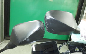 HONDA CB650R E-Clutch 2025 RH17