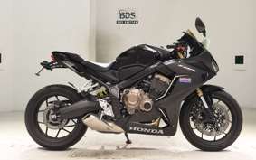 HONDA CBR650R 2021 RH03
