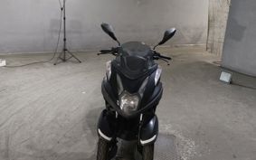 YAMAHA TRICITY 125 SE82J