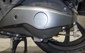 HONDA PCX125-3ﾊEVEﾘｯﾄﾞ 2006 JF84
