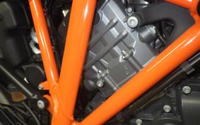 KTM 1290 SUPER DUKE GT 2018