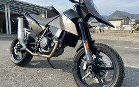 KTM 690 SUPERMOTO 2007 L1S40