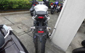 TRIUMPH STREET TRIPLE 85 2013