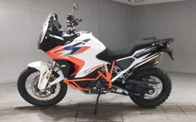 KTM 1290 SUPER ADVENTURE R V5940