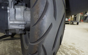 SUZUKI SKYWAVE 200 (Burgman 200)