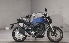 HONDA CB250R MC52