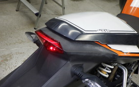 KTM 125 DUKE 2023