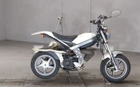 SUZUKI STREET MAGIC CA1LB