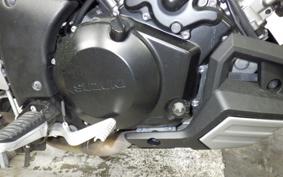 SUZUKI Vｽﾄﾛｰﾑ1000XTA 2020 VU51A