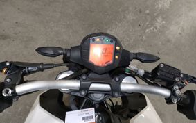 KTM 250 DUKE JPE40