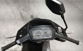 SUZUKI ADDRESS V100 CE13A
